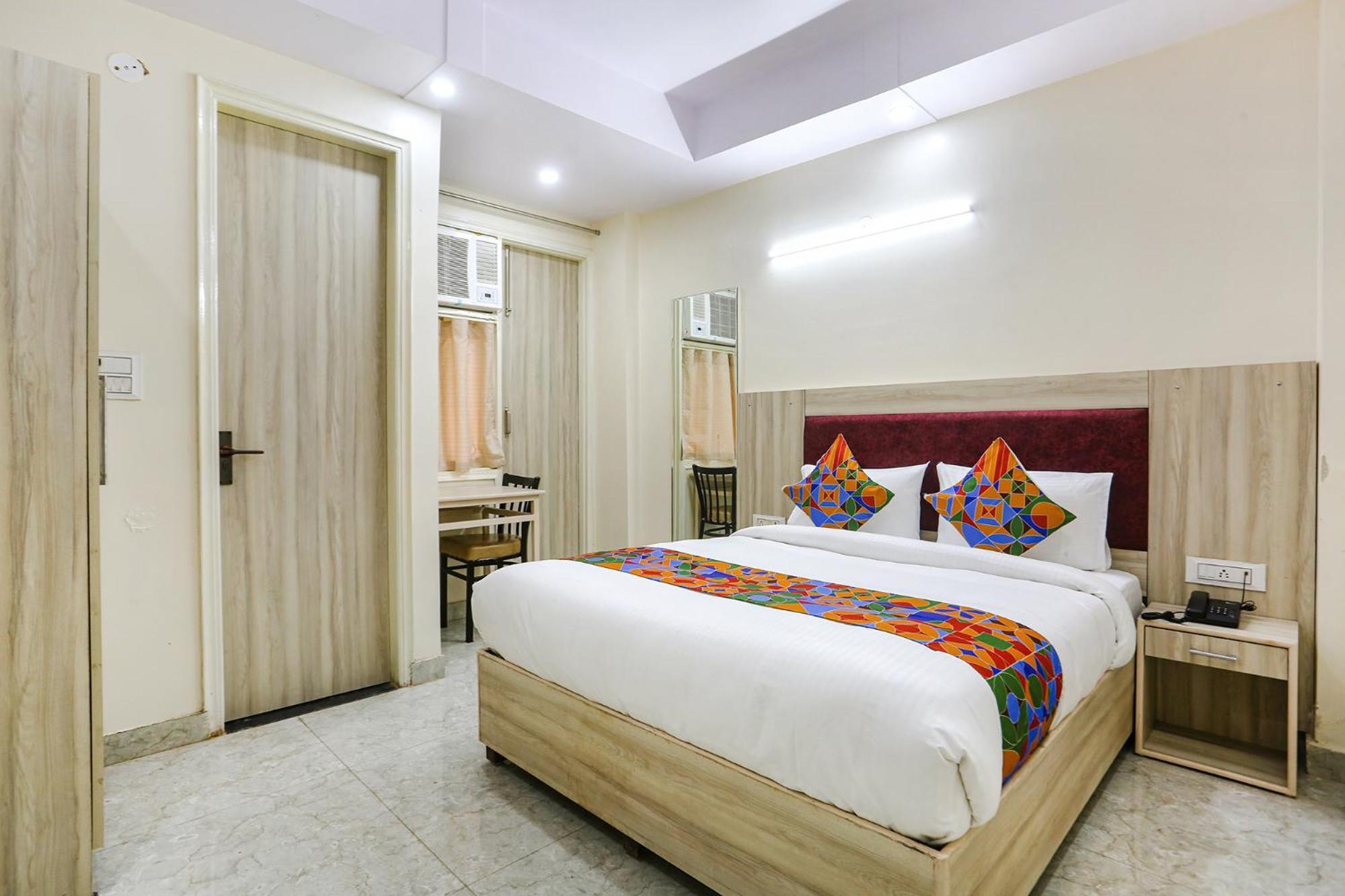 Fabhotel Taugan - Nr Yashobhoomi Convention Centre Hotel Delhi (National Capital Territory of India)