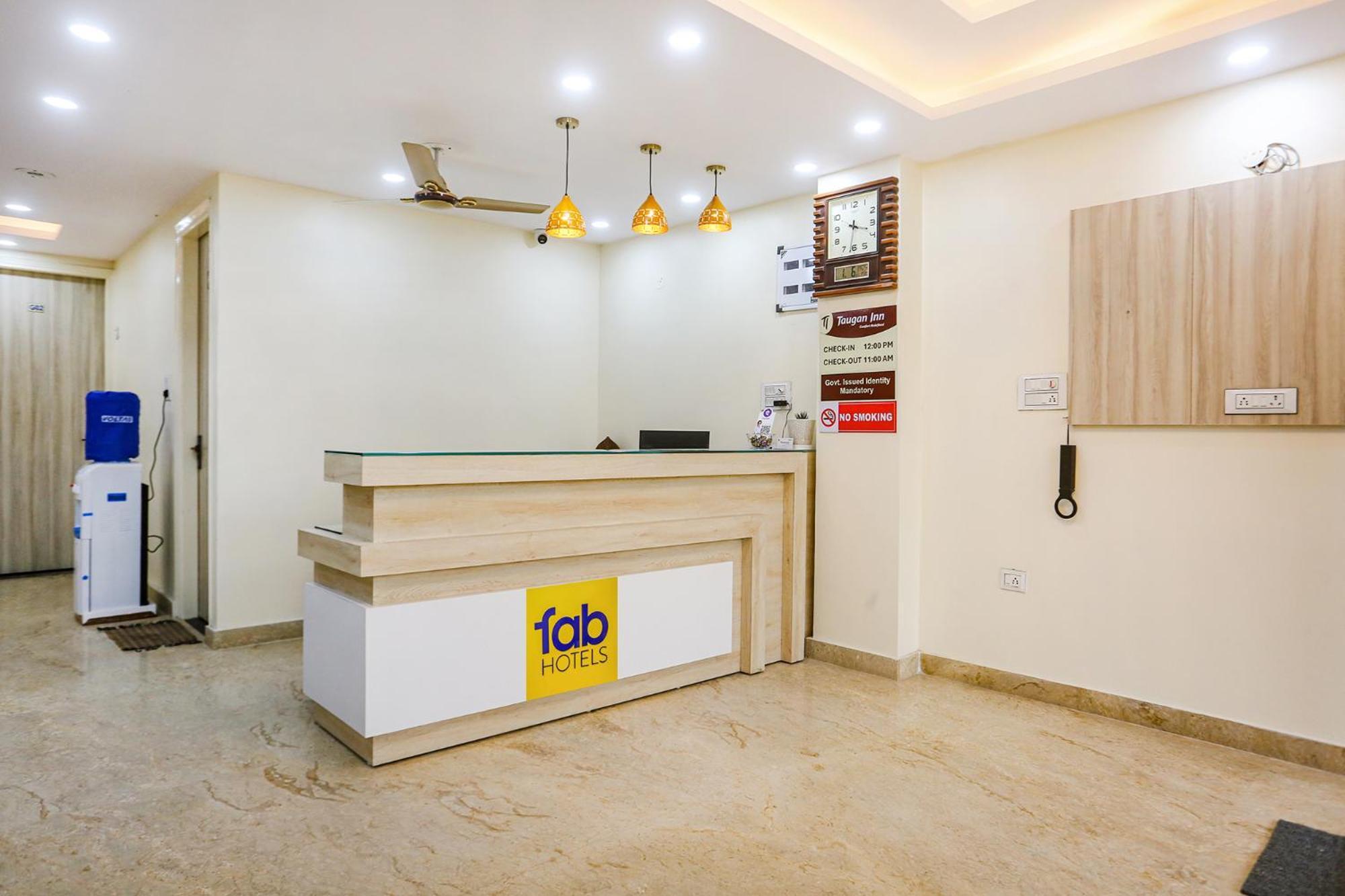 Hotel Fabhotel Taugan - Nr Yashobhoomi Convention Centre
